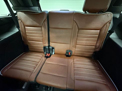 Used 2024 GMC Yukon Denali Ultimate AWD/4WD image 22