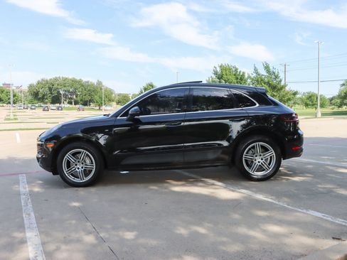 Used 2017 Porsche Macan S AWD/4WD image 4