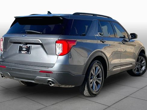 Used 2023 Ford Explorer XLT w/ Equipment Group 202A RWD image 15