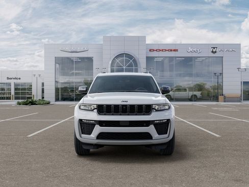 New 2026 Jeep Grand Cherokee Limited AWD/4WD image 6