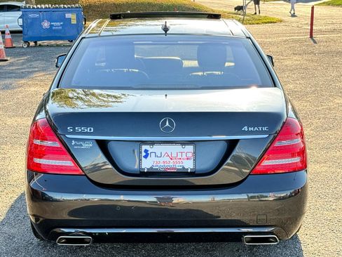 Used 2011 Mercedes-Benz S 550 4MATIC image 5