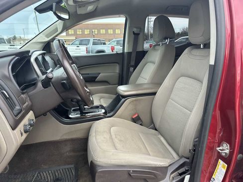 Used 2017 GMC Canyon SLE image 18