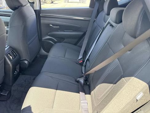 Certified 2024 Hyundai Tucson SEL AWD/4WD image 16