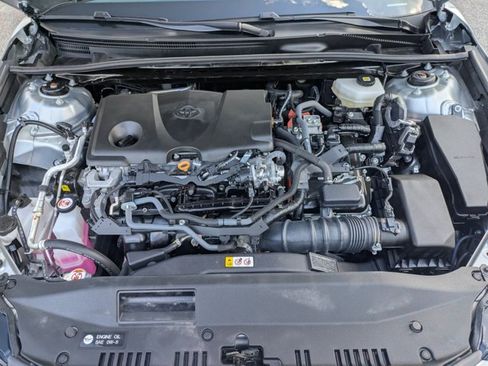 Used 2025 Toyota Camry LE FWD image 19