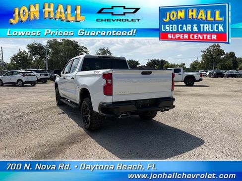 Used 2024 Chevrolet Silverado 1500 LT Trail Boss w/ Convenience Package II AWD/4WD image 9
