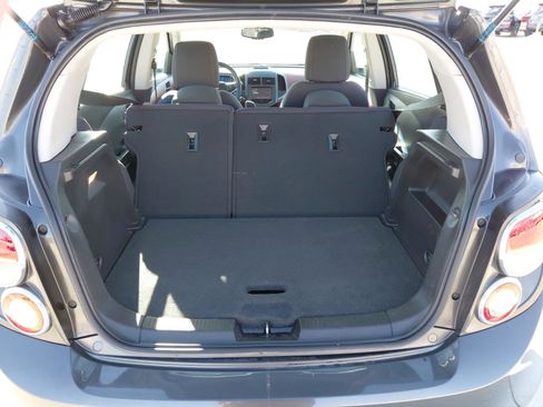 Used 2014 Chevrolet Sonic LT image 17