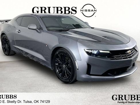 Used 2021 Chevrolet Camaro LT RWD image 1