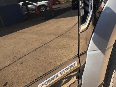 Used 2019 Ford F550 4x4 Regular Cab Super Duty image 8