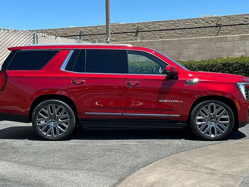 Certified 2026 GMC Yukon Denali Ultimate AWD/4WD image 3