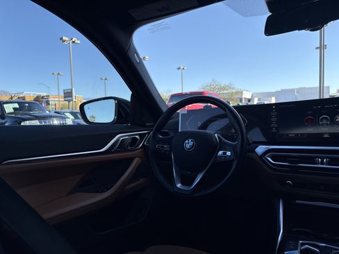 Used 2023 BMW i4 eDrive40 image 17