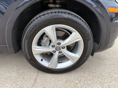 Used 2020 Audi Q5 2.0T Premium Plus w/ Premium Plus Package image 13