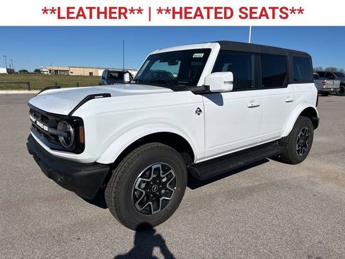 New 2025 Ford Bronco Outer Banks AWD/4WD image 3