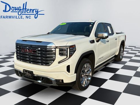 Used 2024 GMC Sierra 1500 Denali AWD/4WD image 1