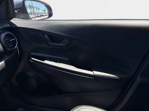 Used 2018 Hyundai Kona SEL FWD image 22