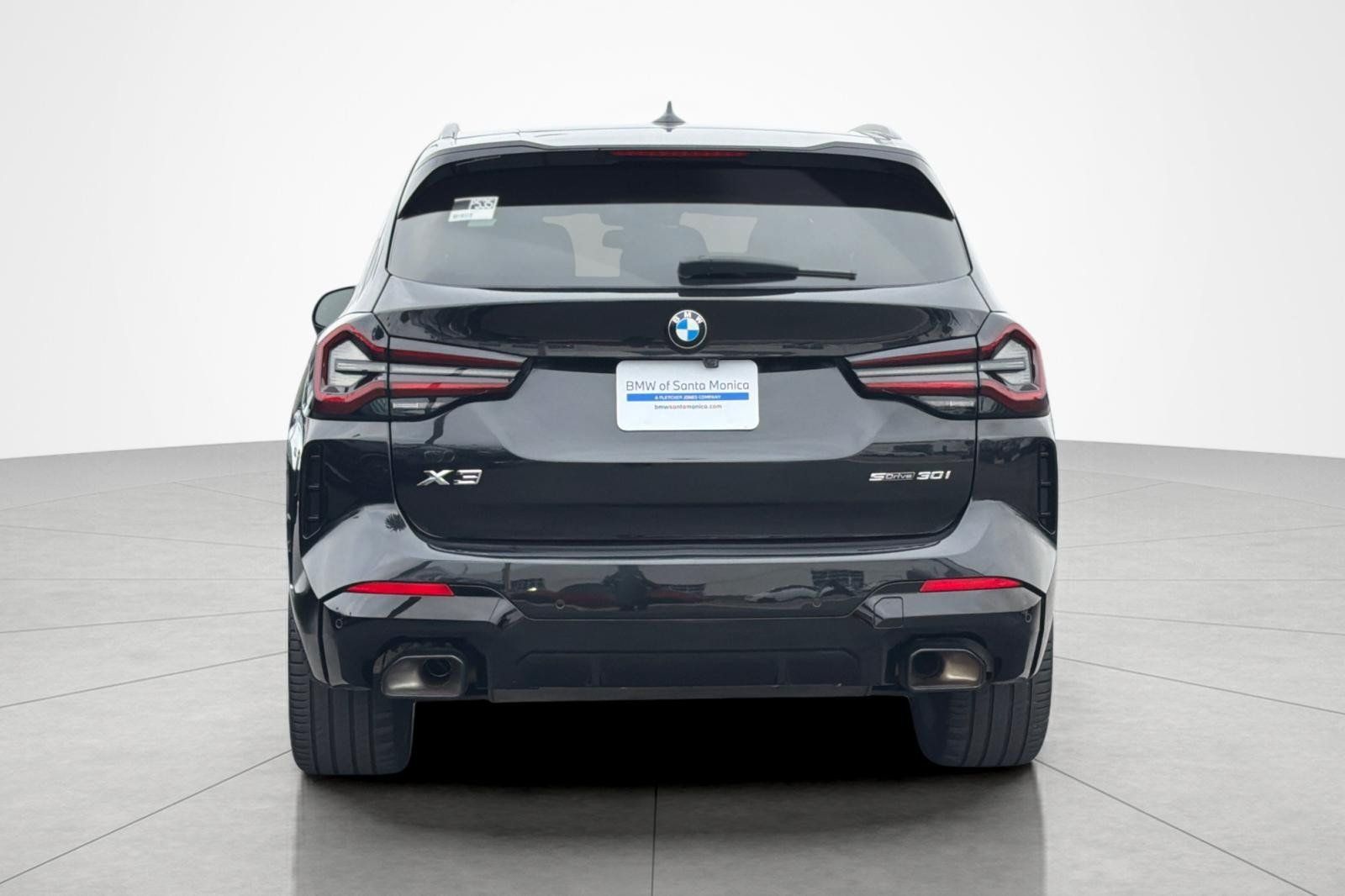 Used 2024 BMW X3 sDrive30i w/ Premium Package RWD image 4