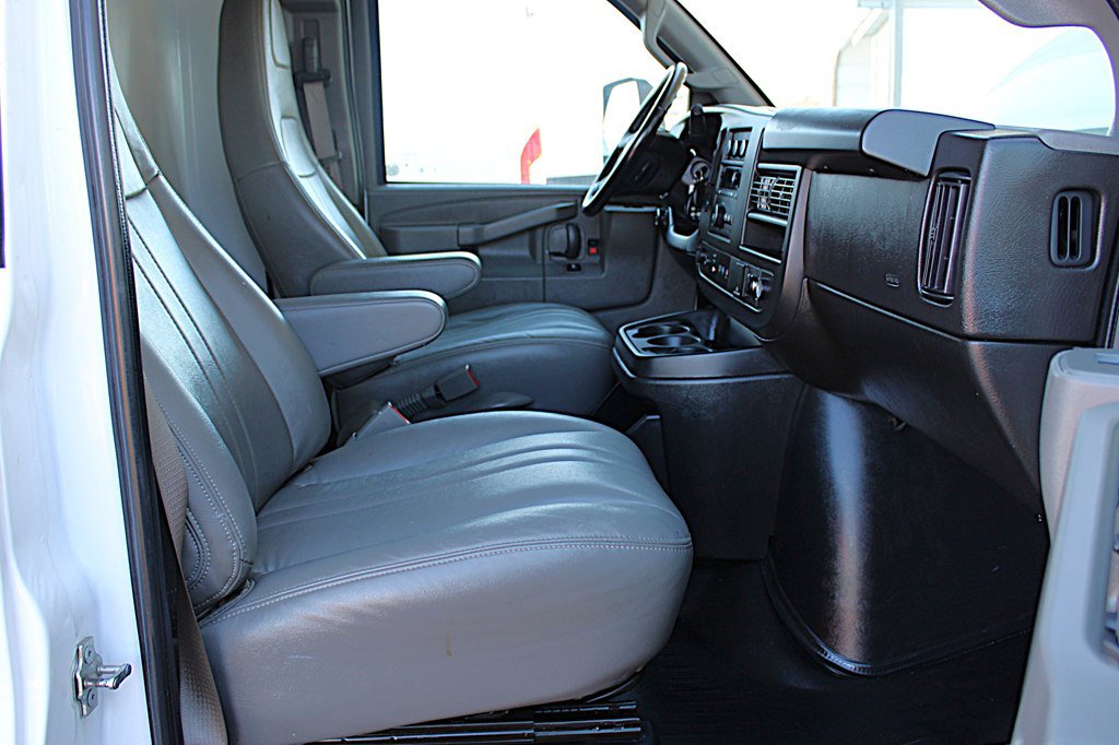 Used 2023 Chevrolet Express 3500 w/ Power Convenience Package RWD image 22
