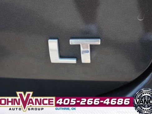 Used 2020 Chevrolet Equinox LT w/ Driver Convenience Package image 10