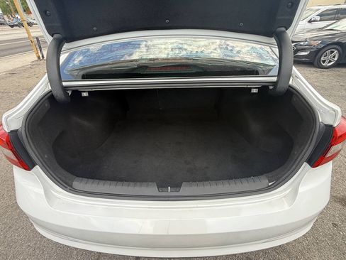 Used 2015 Hyundai Sonata Limited w/ Option Group 05 FWD image 28