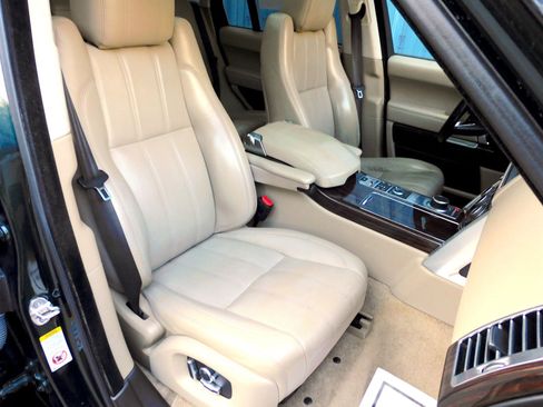 Used 2016 Land Rover Range Rover HSE AWD/4WD image 19