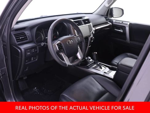 Certified 2022 Toyota 4Runner Limited AWD/4WD image 3