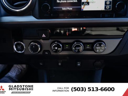 Used 2017 Toyota Tacoma TRD Off-Road w/ Tow Package AWD/4WD image 18