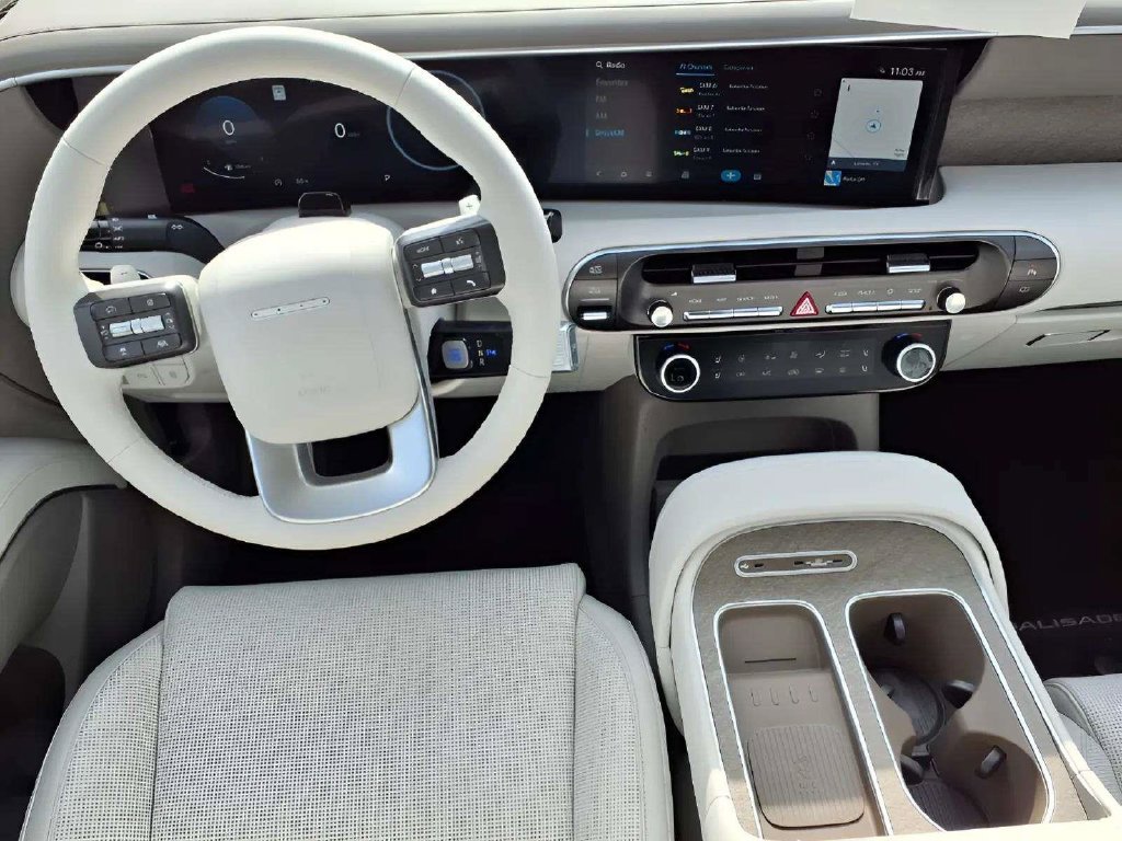Certified 2026 Hyundai Palisade SEL FWD image 11