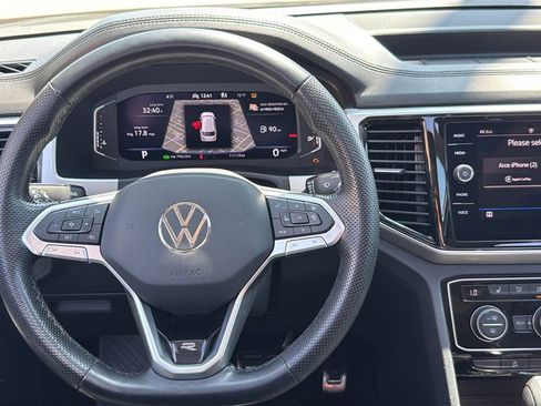 Used 2022 Volkswagen Atlas SEL R-Line AWD/4WD image 32