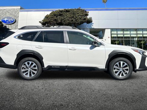 New 2025 Subaru Outback Premium image 3