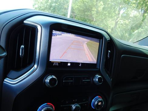 Used 2019 GMC Sierra 1500 SLT w/ SLT Premium Plus Package AWD/4WD image 11