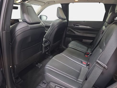 Certified 2023 INFINITI QX60 Luxe w/ Cargo Package AWD/4WD image 10