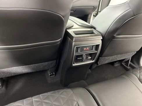 Used 2023 Nissan Murano Platinum w/ Cargo Package AWD/4WD image 46