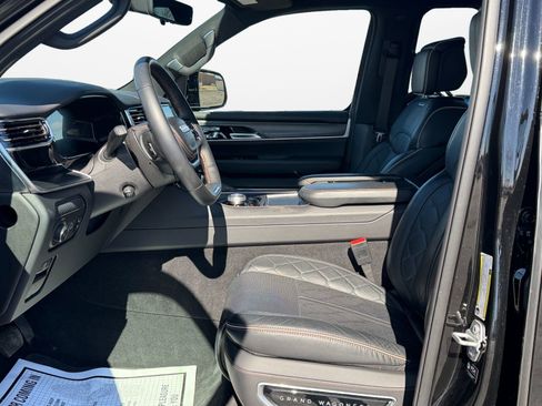 Used 2025 Jeep Grand Wagoneer L Series III w/ Quick Order Packagew 28T image 9