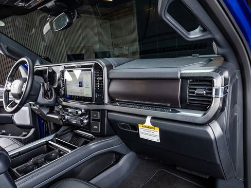 Used 2026 Ford F250 Platinum image 18