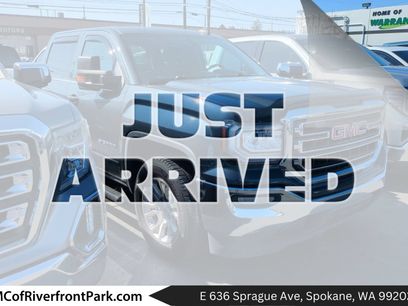 Used 2017 GMC Sierra 1500 SLE w/ SLE Value Package