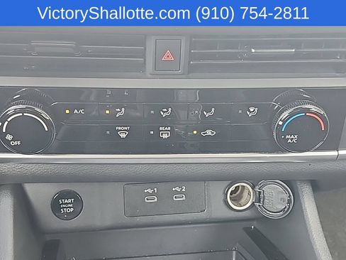 Used 2024 Nissan Rogue S AWD/4WD image 8
