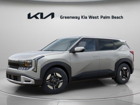 New 2027 Kia Seltos LX FWD image 4