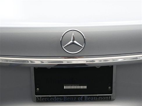 Used 2022 Mercedes-Benz E 350 Sedan image 29