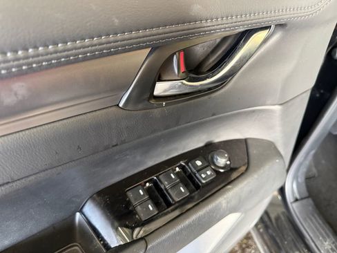 Used 2025 MAZDA CX-5 AWD 2.5 S w/ Select Package image 11