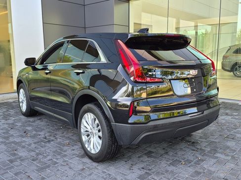 Used 2024 Cadillac XT4 Luxury FWD image 7
