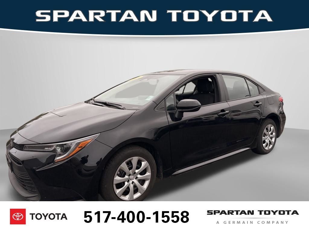 Used 2025 Toyota Corolla LE FWD image 1