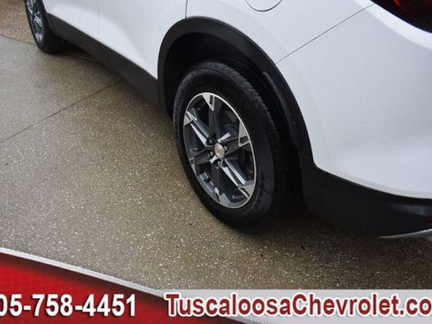 Used 2025 Chevrolet Blazer LT image 14