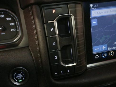 Used 2021 GMC Yukon XL Denali AWD/4WD image 22