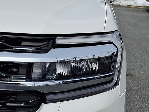 Used 2022 Ford Expedition Limited image 10