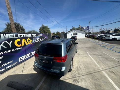 Used 2005 Toyota Sienna LE w/ LE Pkg 3 FWD image 9