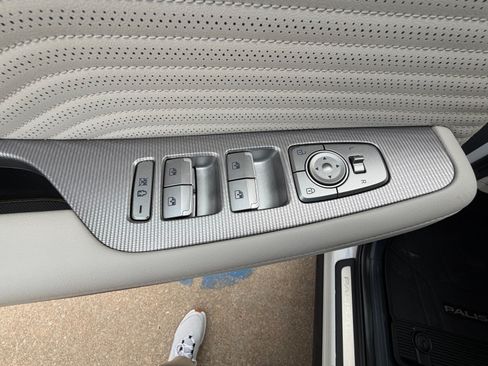 Used 2024 Hyundai Palisade Calligraphy AWD/4WD image 9