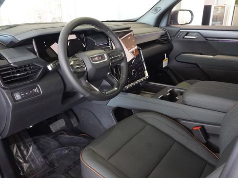 New 2026 GMC Acadia AT4 image 17