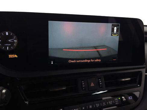 Certified 2024 Lexus ES 300h w/ Premium Package FWD image 28
