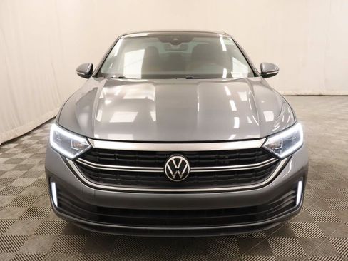Used 2024 Volkswagen Jetta SEL FWD image 5