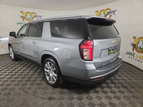 Certified 2023 Chevrolet Suburban High Country image 6
