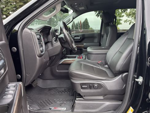 Used 2020 Chevrolet Silverado 1500 LT Trail Boss w/ Midnight Edition AWD/4WD image 19